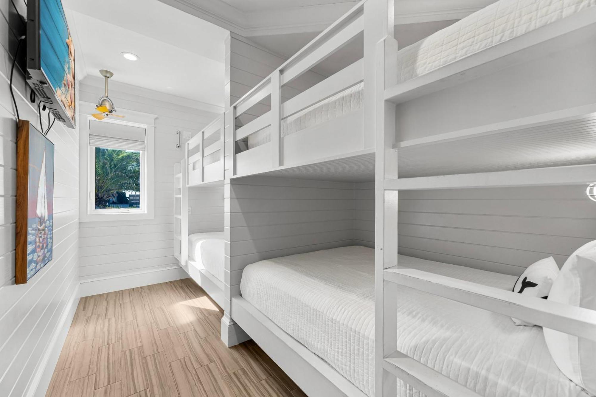 Seastar Palazzo With Views, Lake, And Pool * Destin