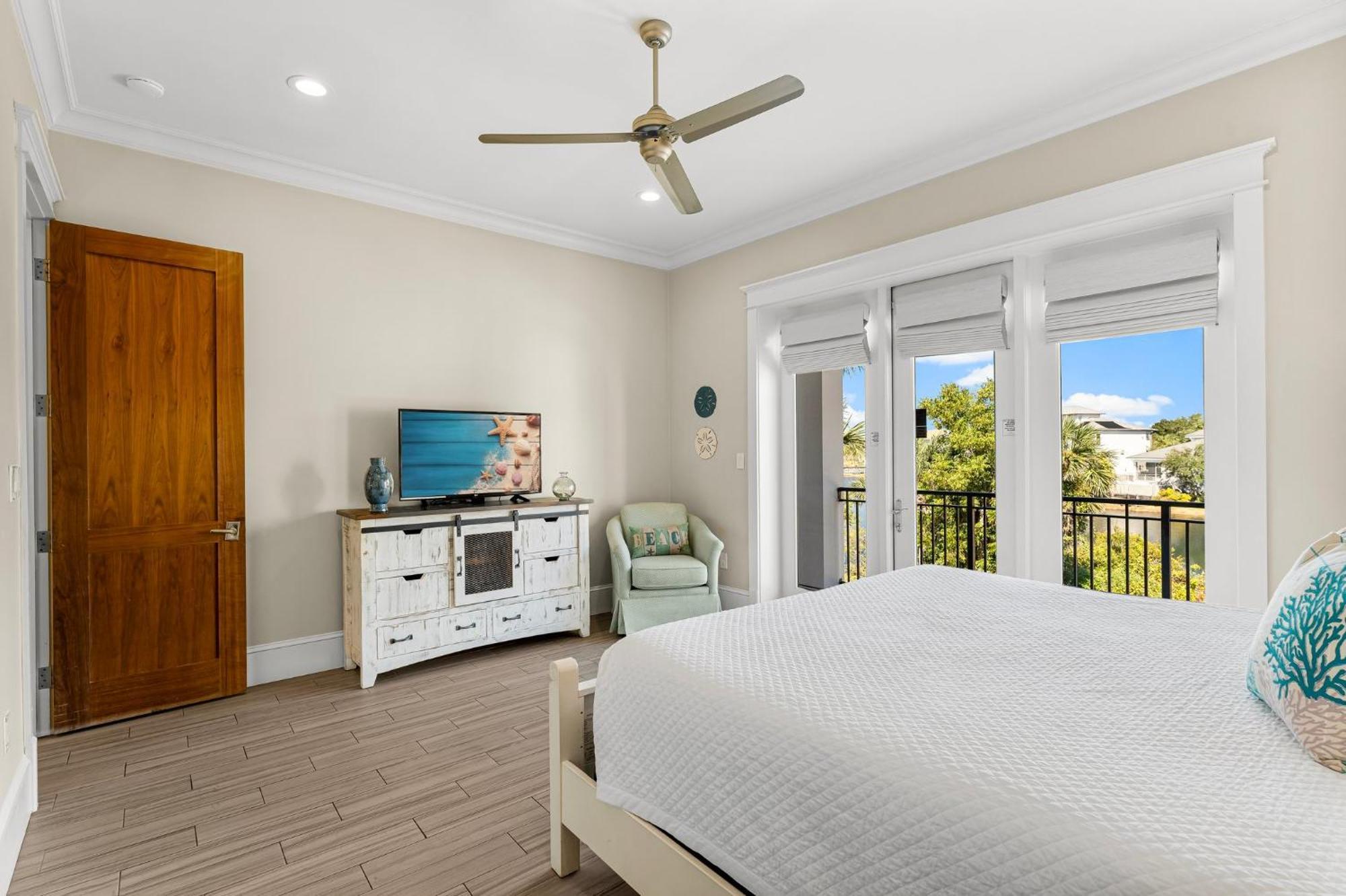 Holiday home Seastar Palazzo With Views, Lake, And Pool *