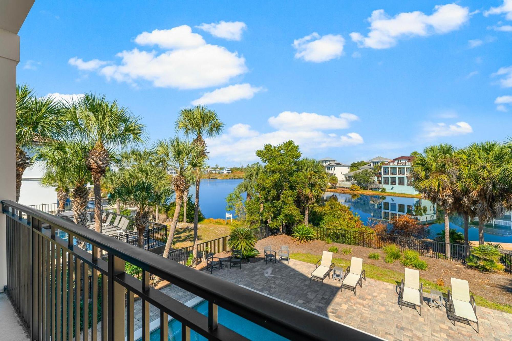 Holiday home Seastar Palazzo With Views, Lake, And Pool *