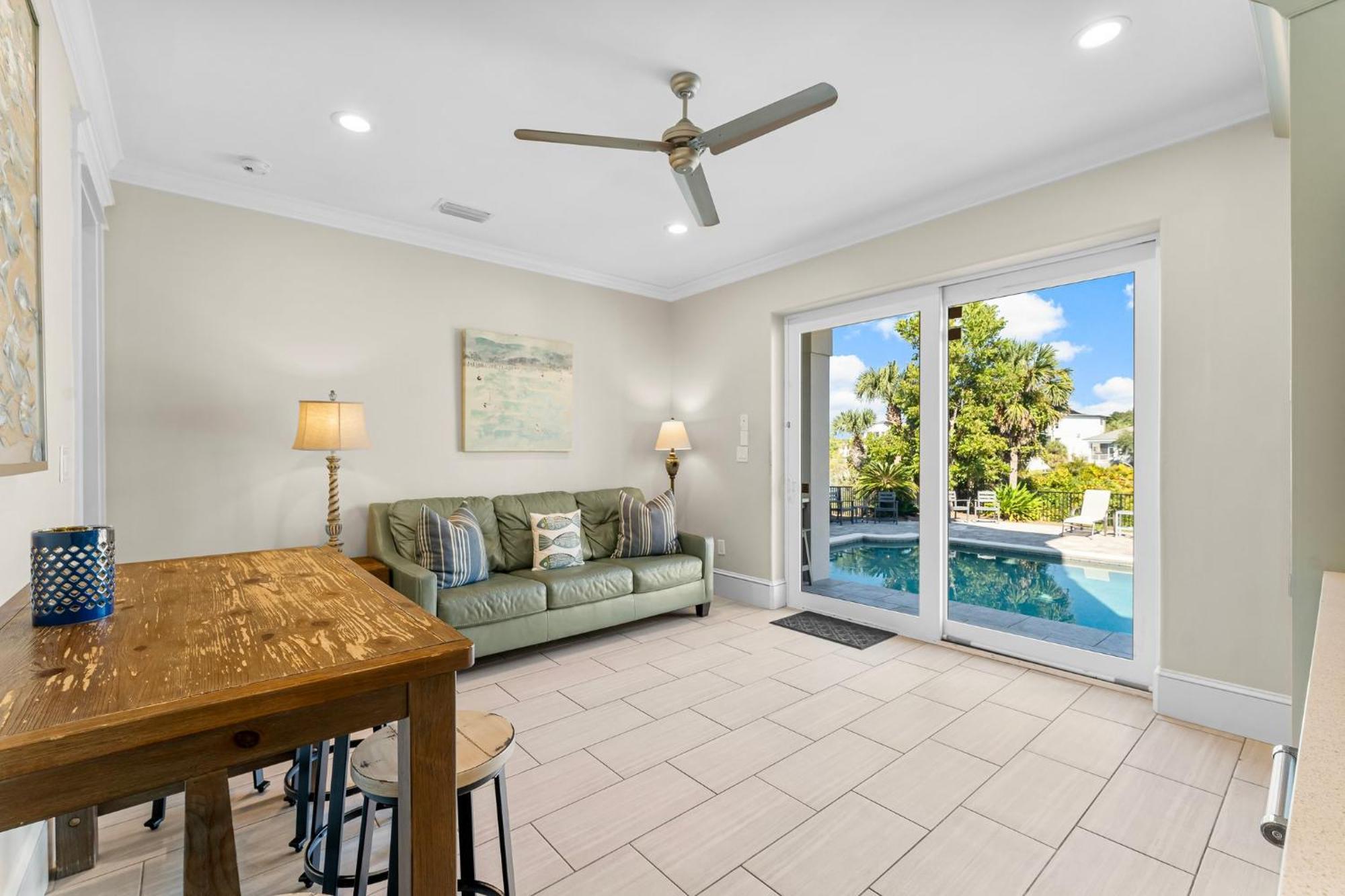 Holiday home Seastar Palazzo With Views, Lake, And Pool Destin