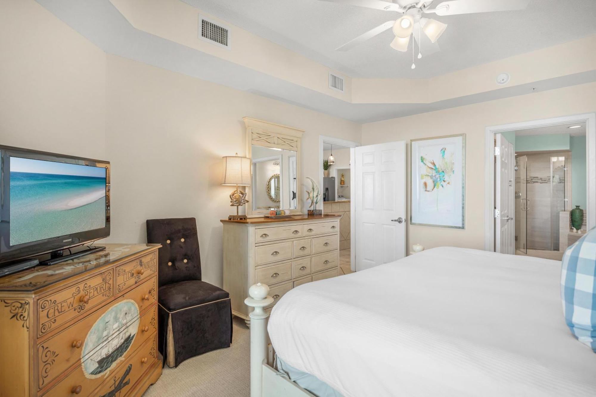 The Crescent 205 Destin