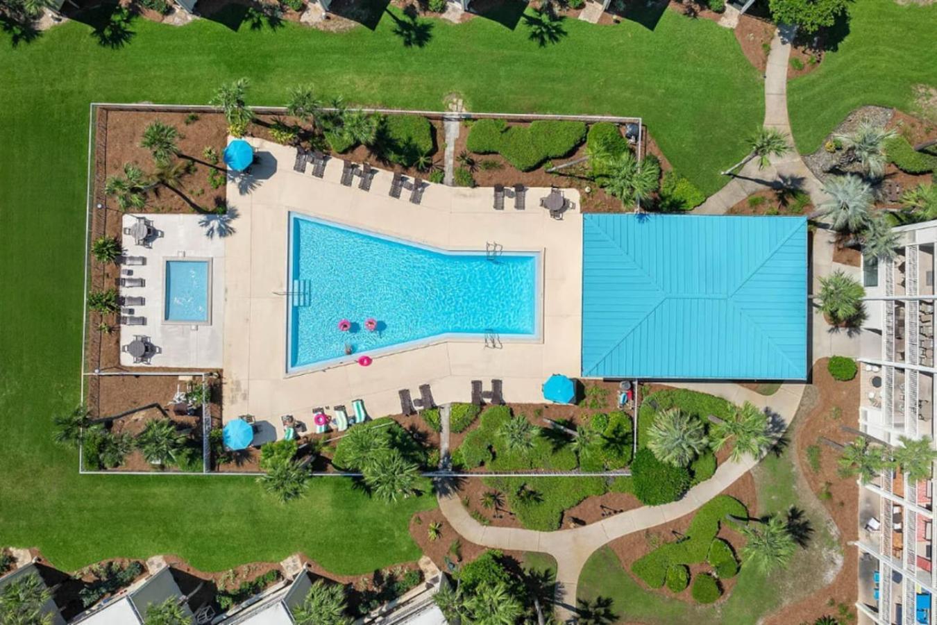 2 Bed Private Access Laundry Fitness Game Destin