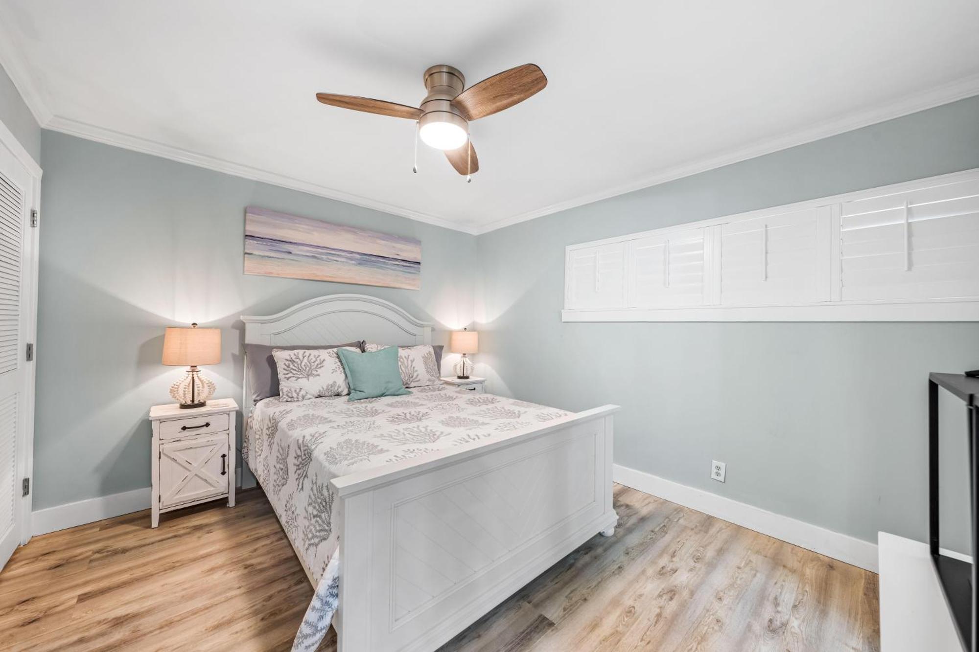 Surf & Racquet Club Unit 723