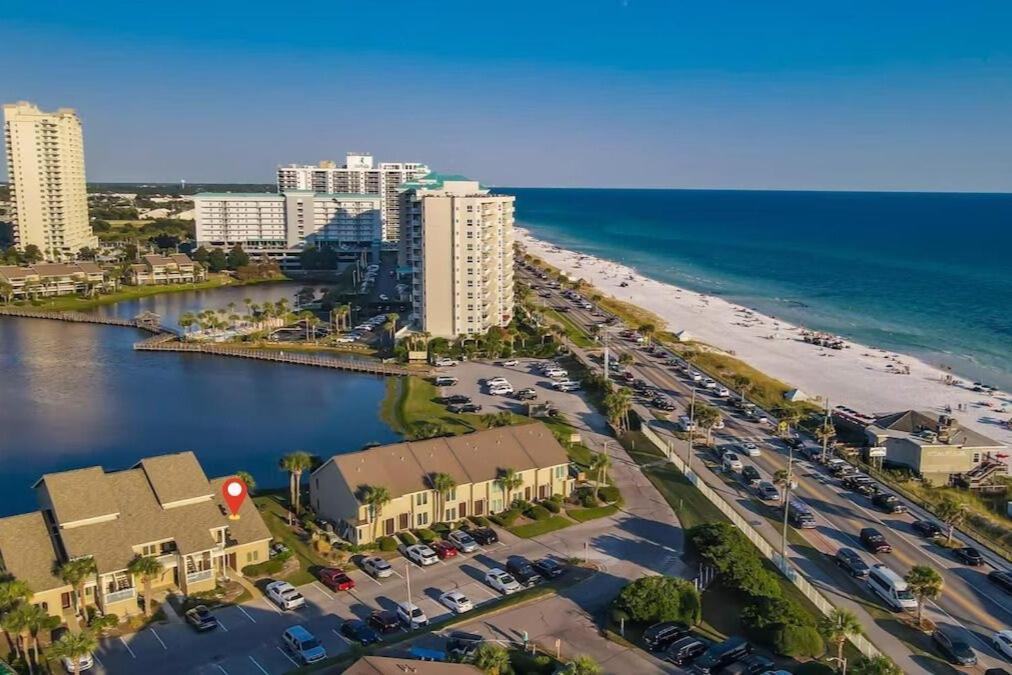 Family Tides 107 * Destin