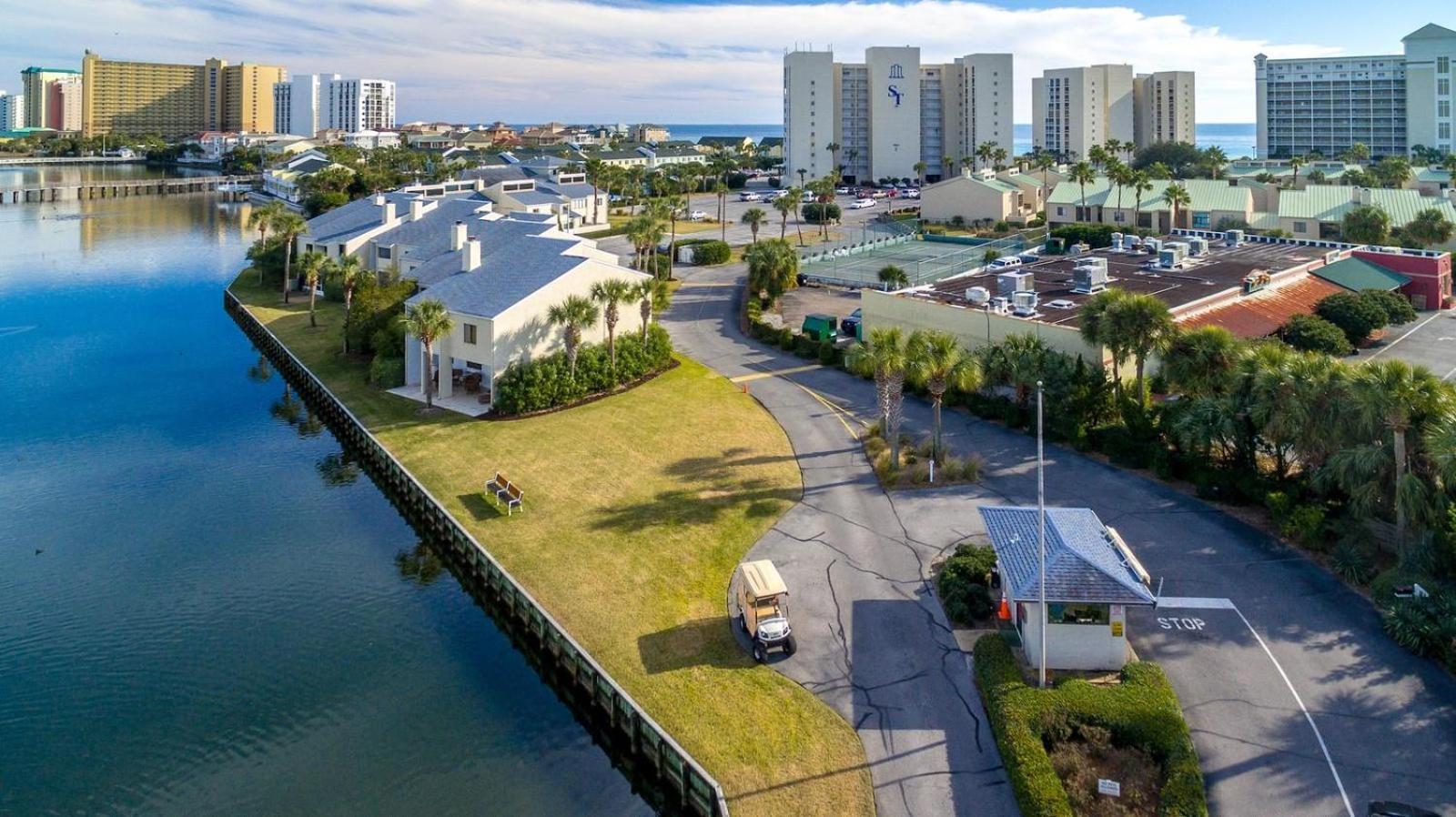 2123 Shoreline Towers 2-bdrm Penthouse Free Setup * Destin