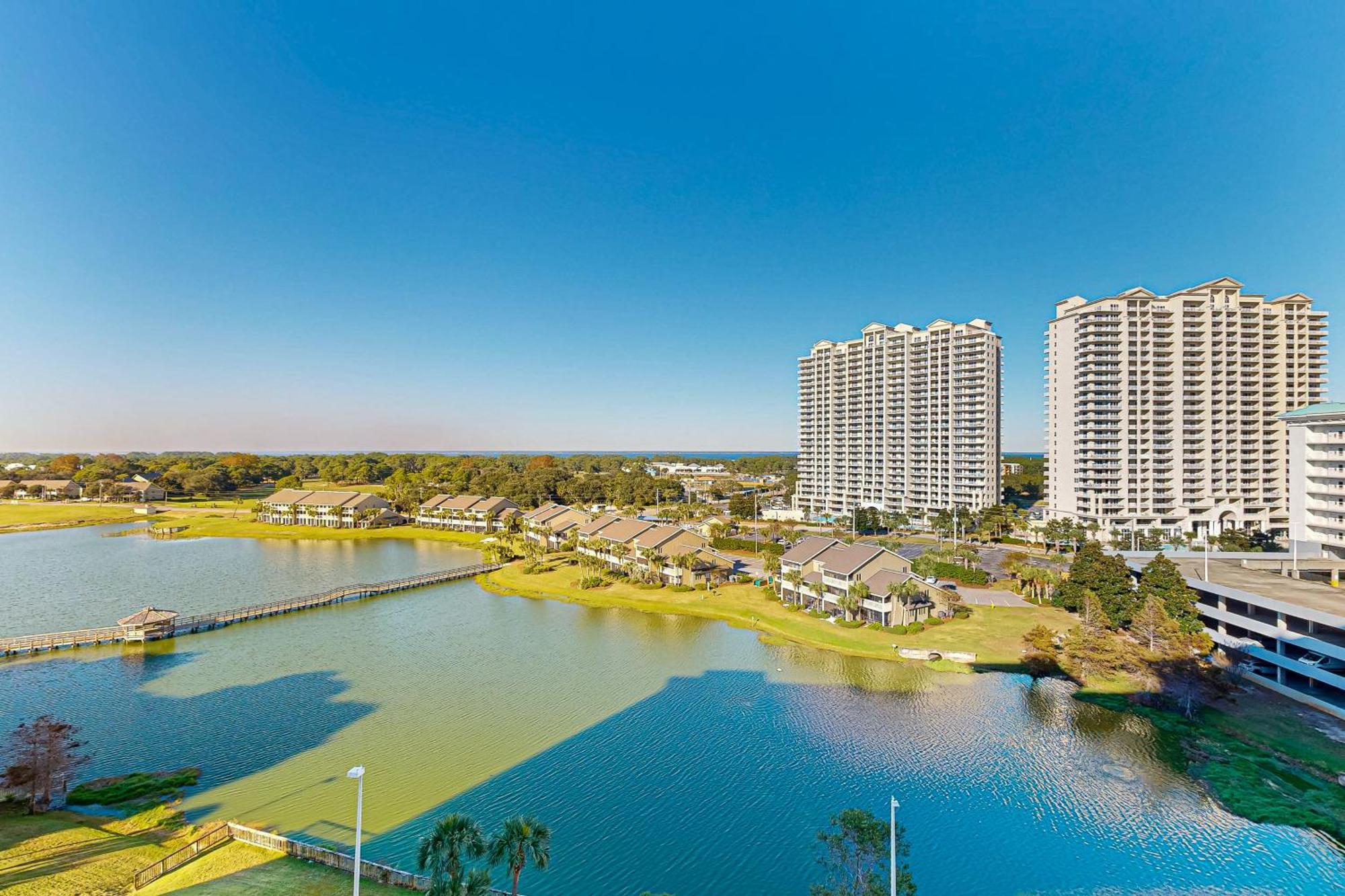 Majestic Sun B905 Apartment