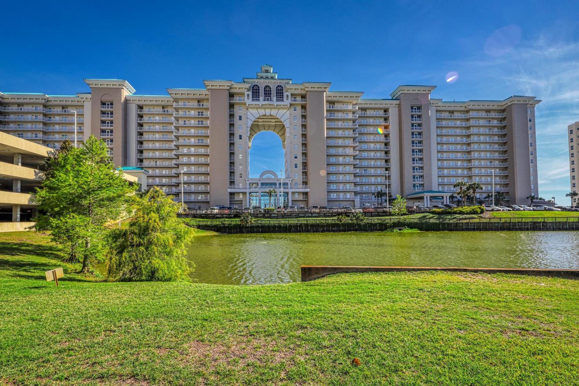 Majestic Sun B905 Apartment *