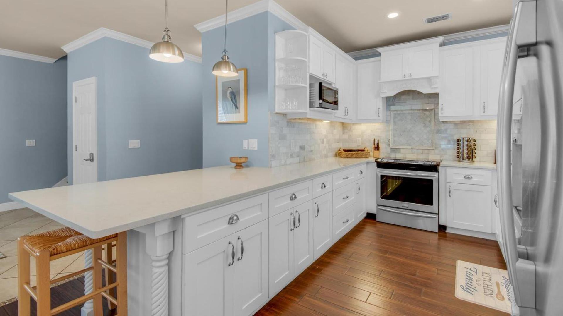 The Bluefin - Luxury Home! *