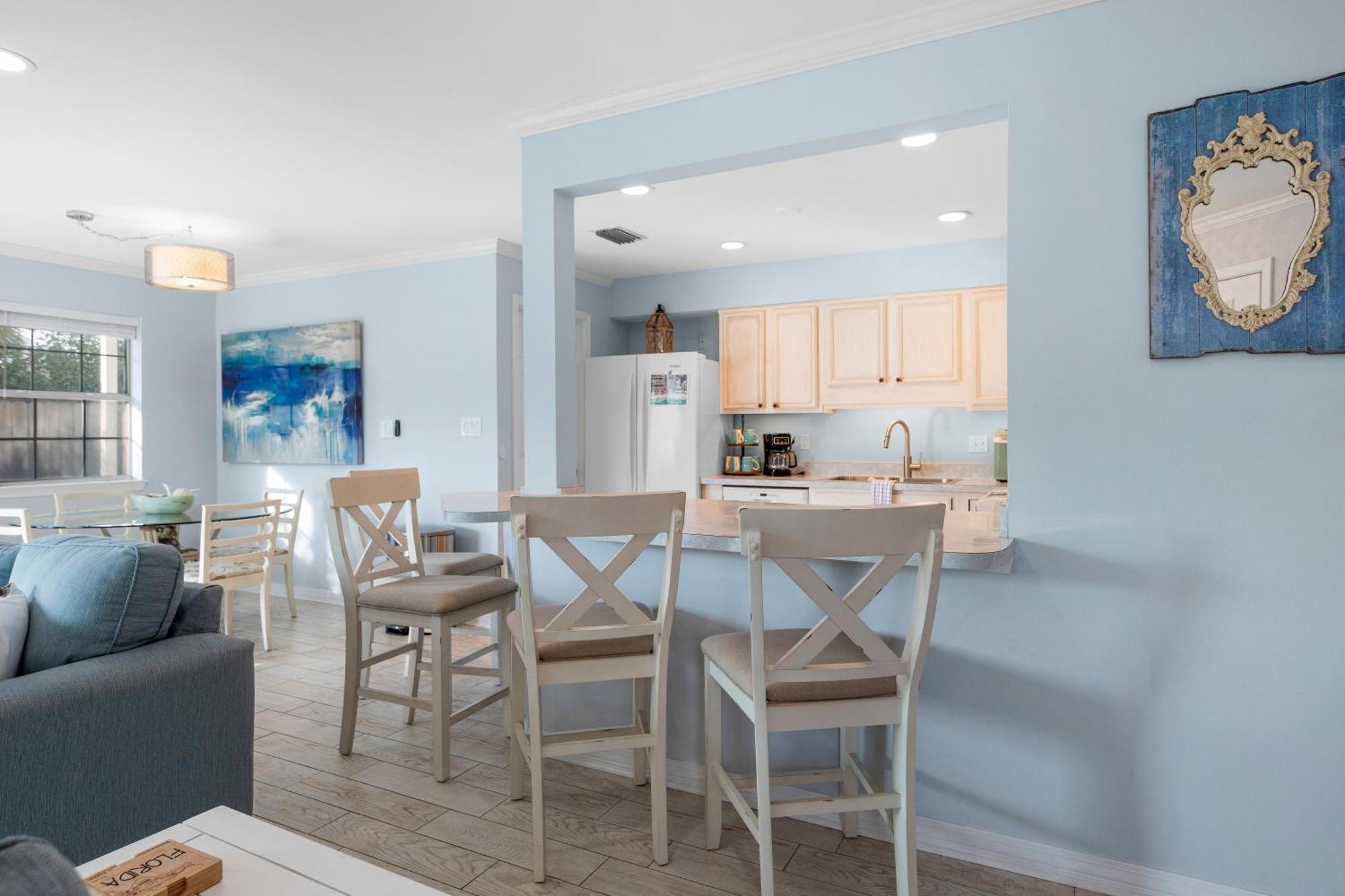 Apartment Destin-ation 201