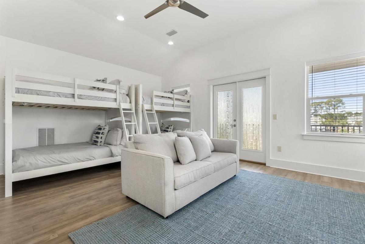 Whispering Palms - Of Frangista Holiday home Destin