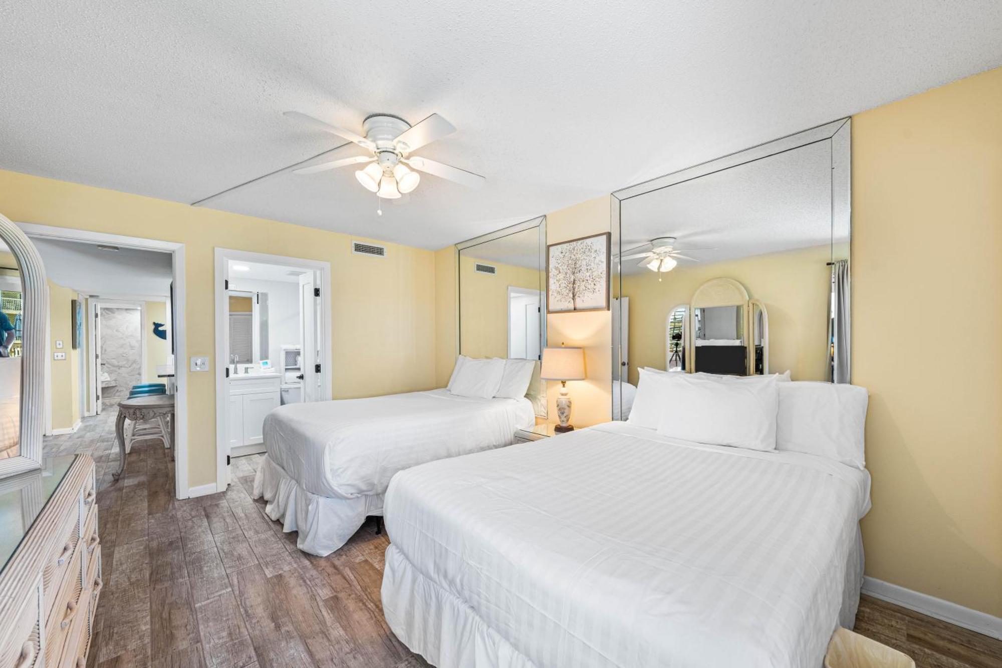 Surf And Racquet Unit 118 Destin