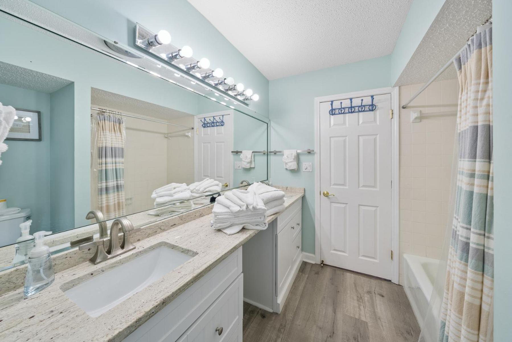 Coastal Tides At Enclave 403a Holiday home