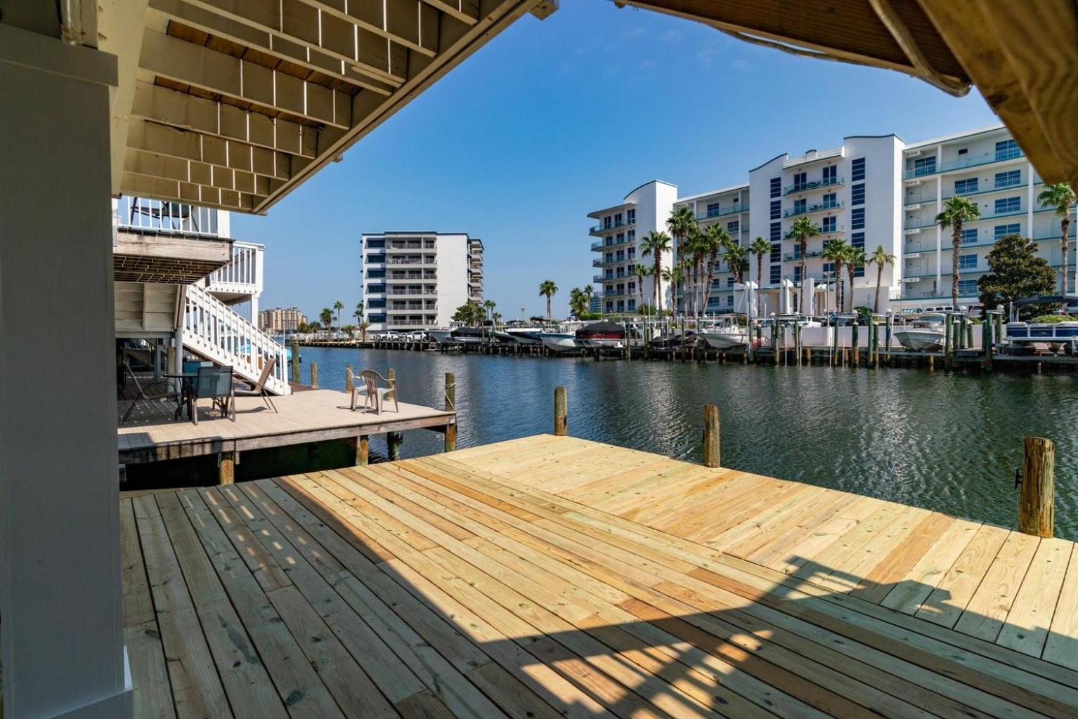 Canal Place Unit 8 Harbor Views With Boat Dock Destin