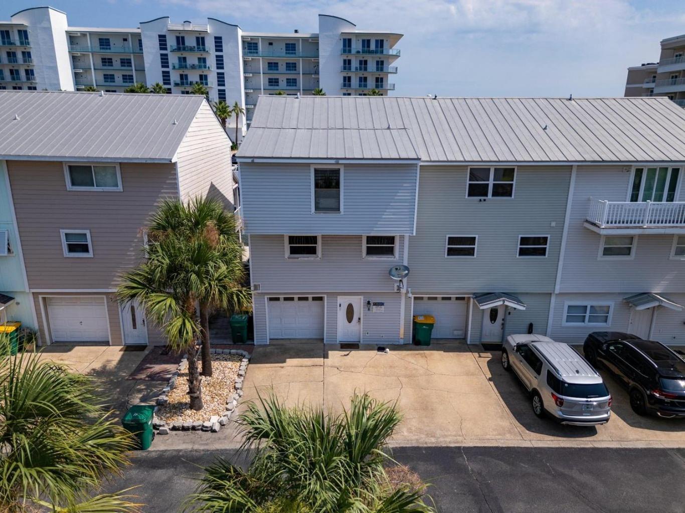 Canal Place Unit 8 Harbor Views With Boat Dock * Destin