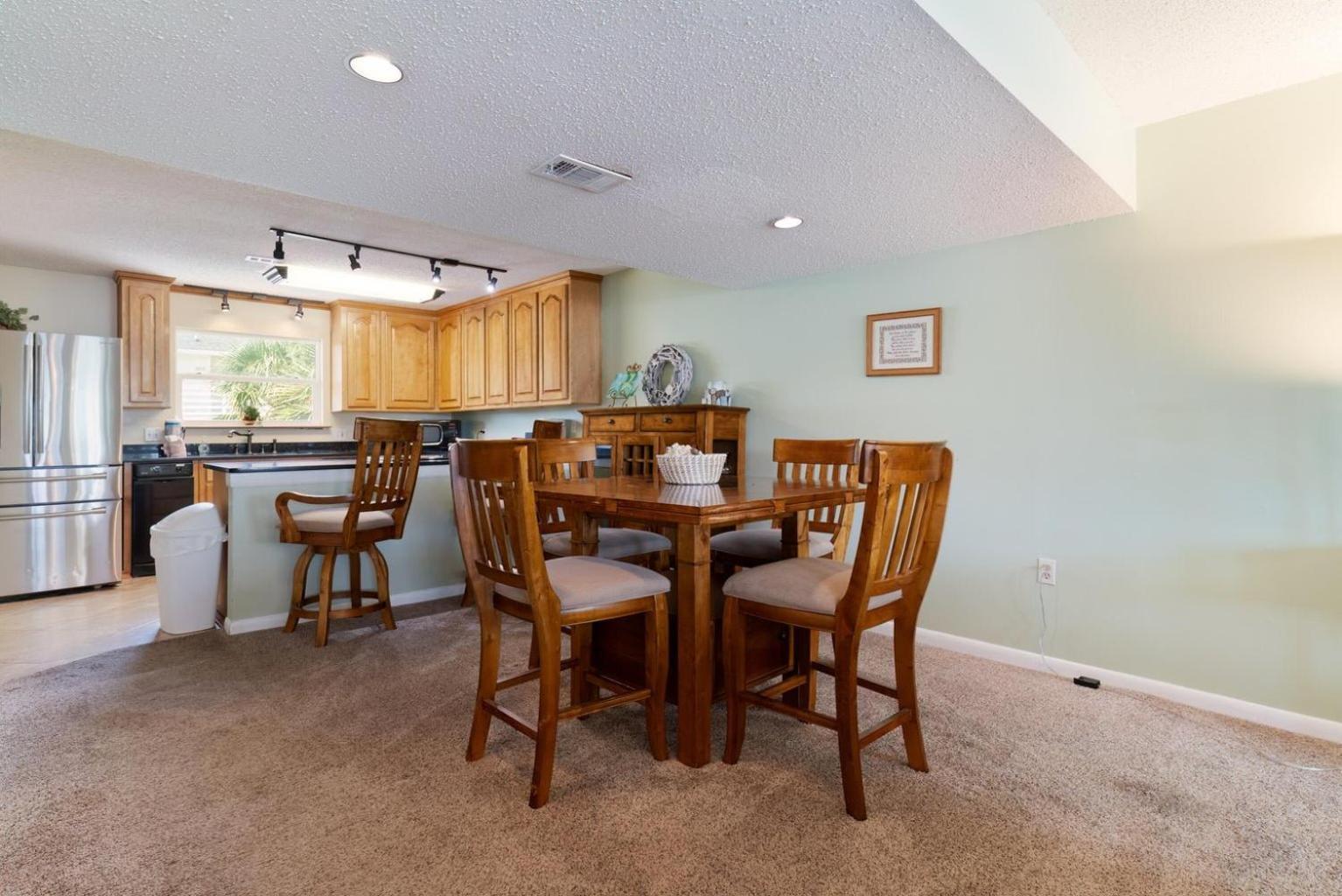 Canal Place Unit 8 Harbor Views With Boat Dock Destin
