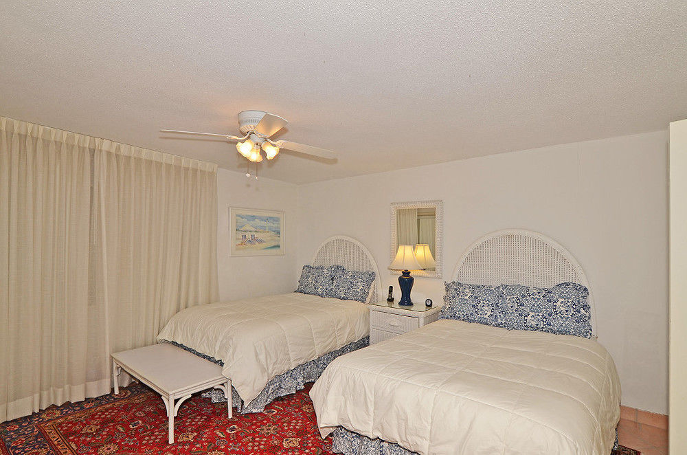 Shoreline Towers By Dale E Peterson Vacations Hotel