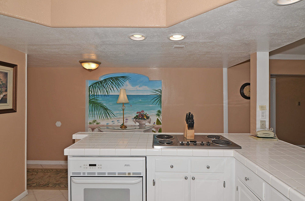 Shoreline Towers By Dale E Peterson Vacations 4*