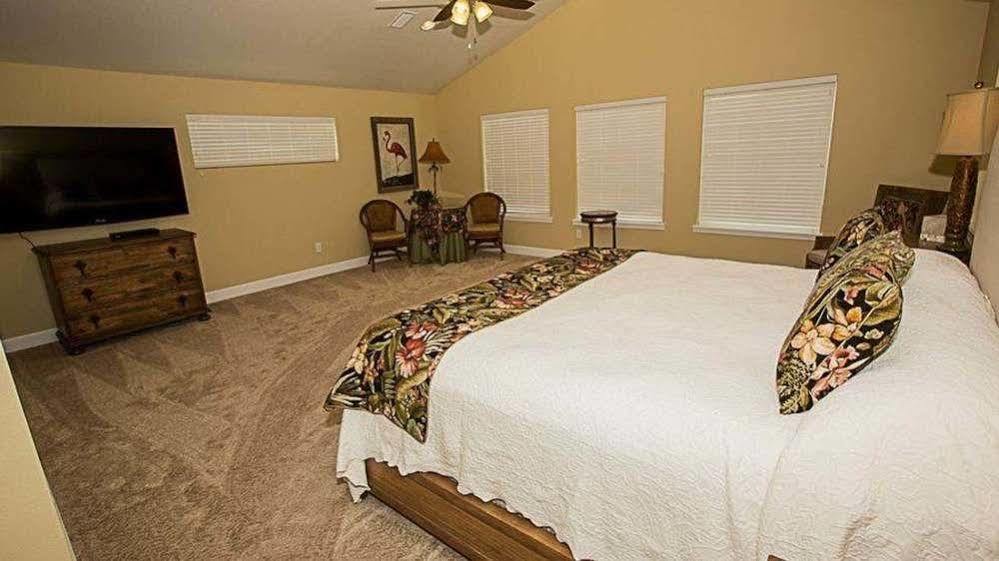 Homes By Isle Apartment Destin