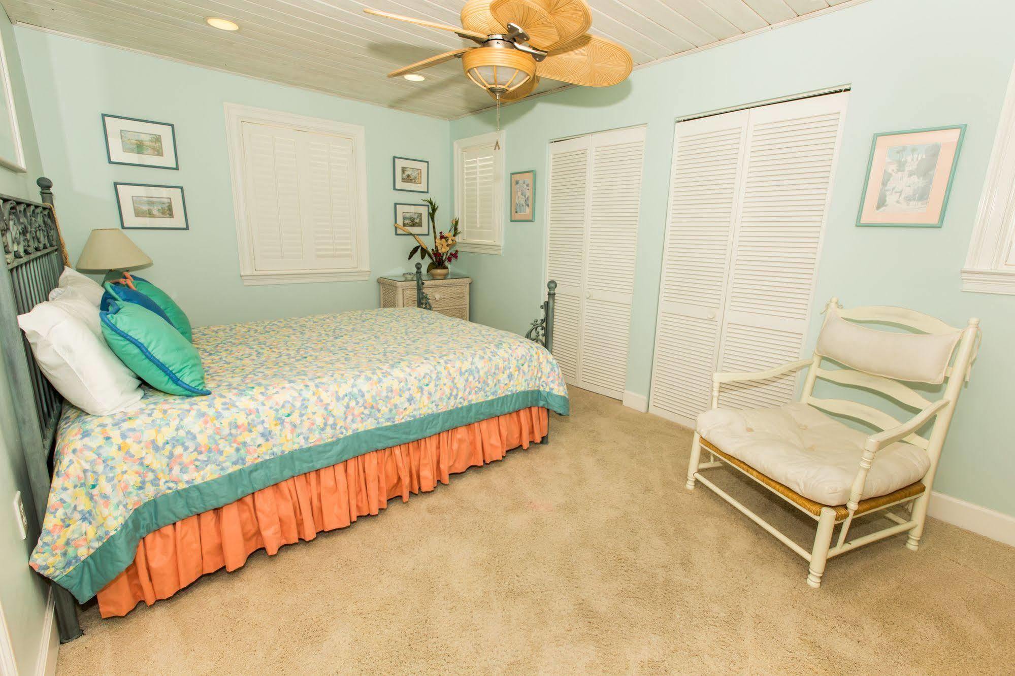 Sandpiper Cove By Isle