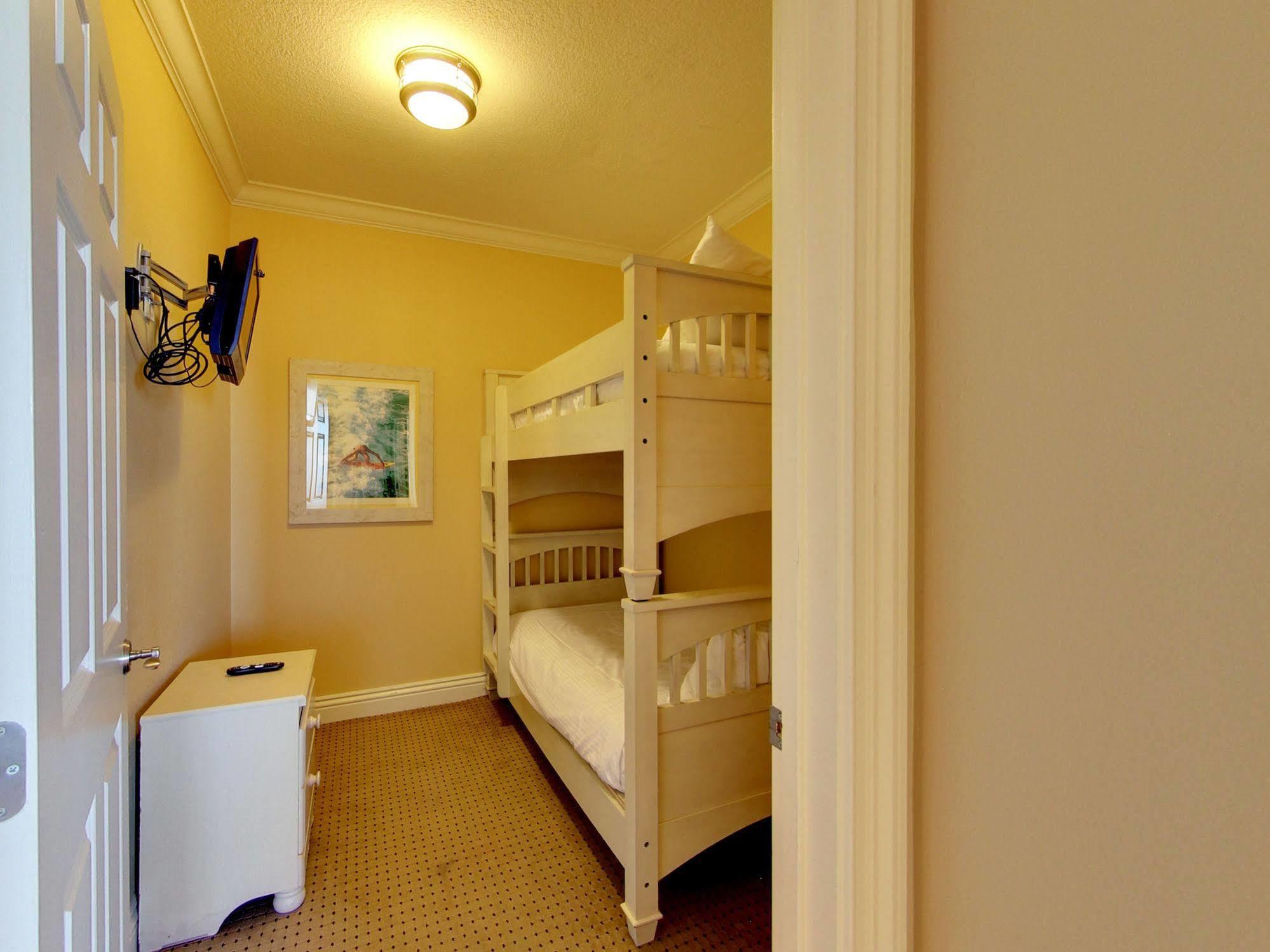 Emerald Grande At Harborwalk Village Destin