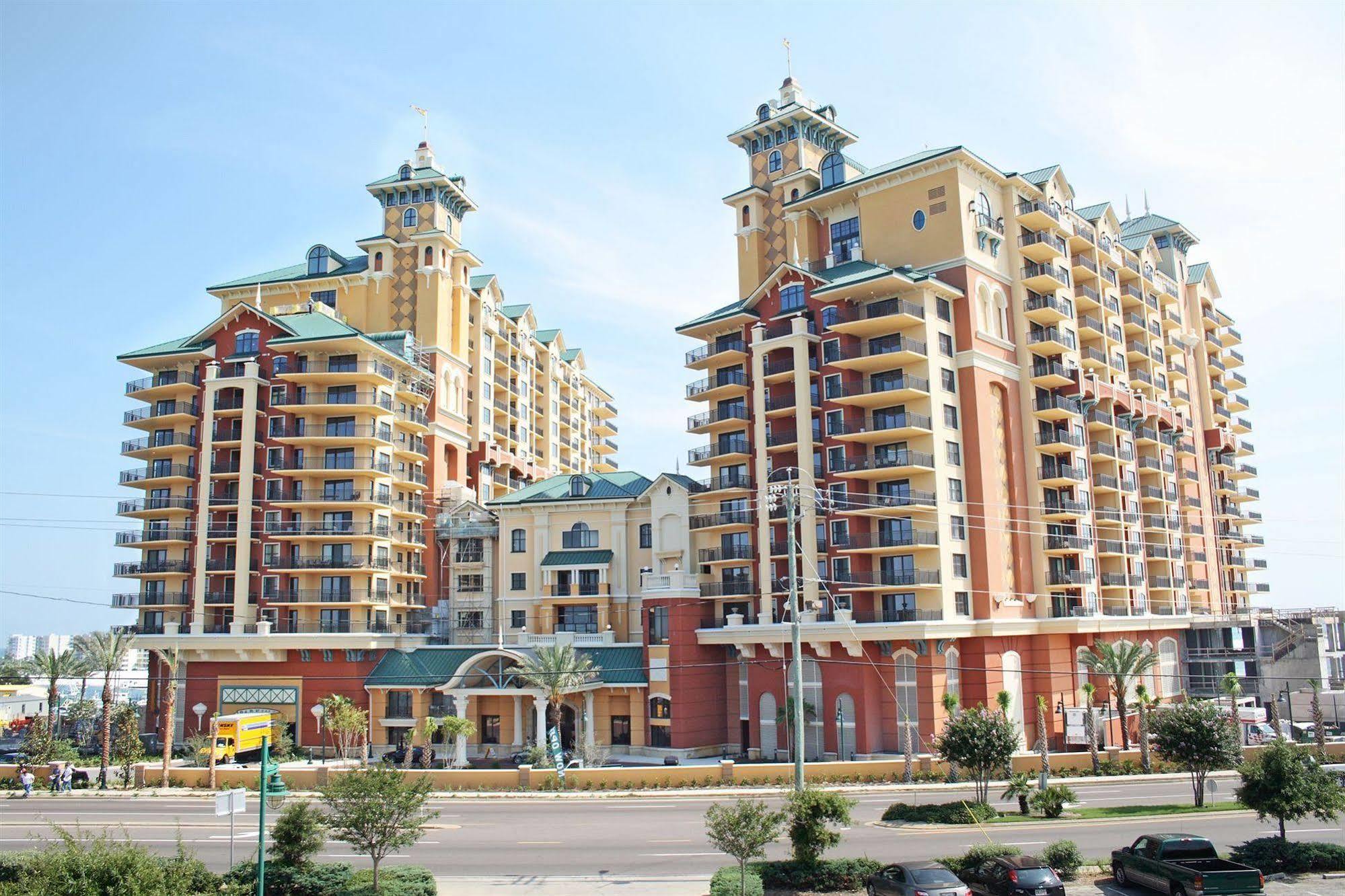 Emerald Grande At Harborwalk Village Destin