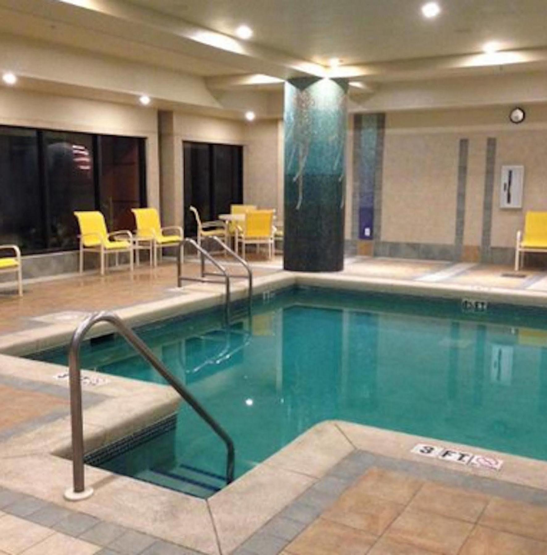 Emerald Grande At Harborwalk Village Hotel Destin