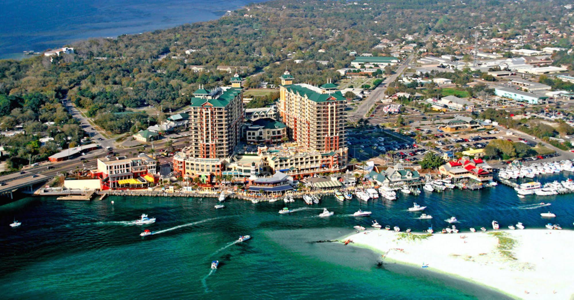 Hotel Emerald Grande At Harborwalk Village Destin