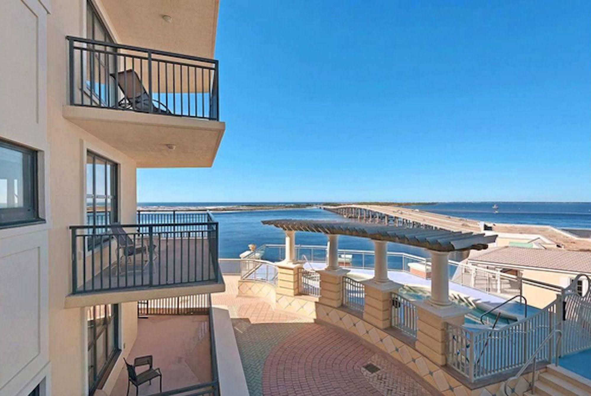 Emerald Grande At Harborwalk Village Destin
