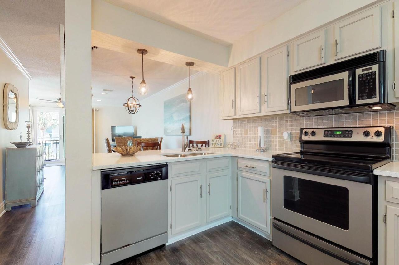 Costa Vista Townhomes #18 *