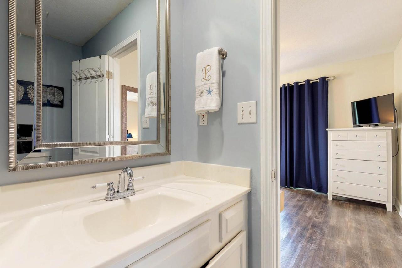 Costa Vista Townhomes #18 *