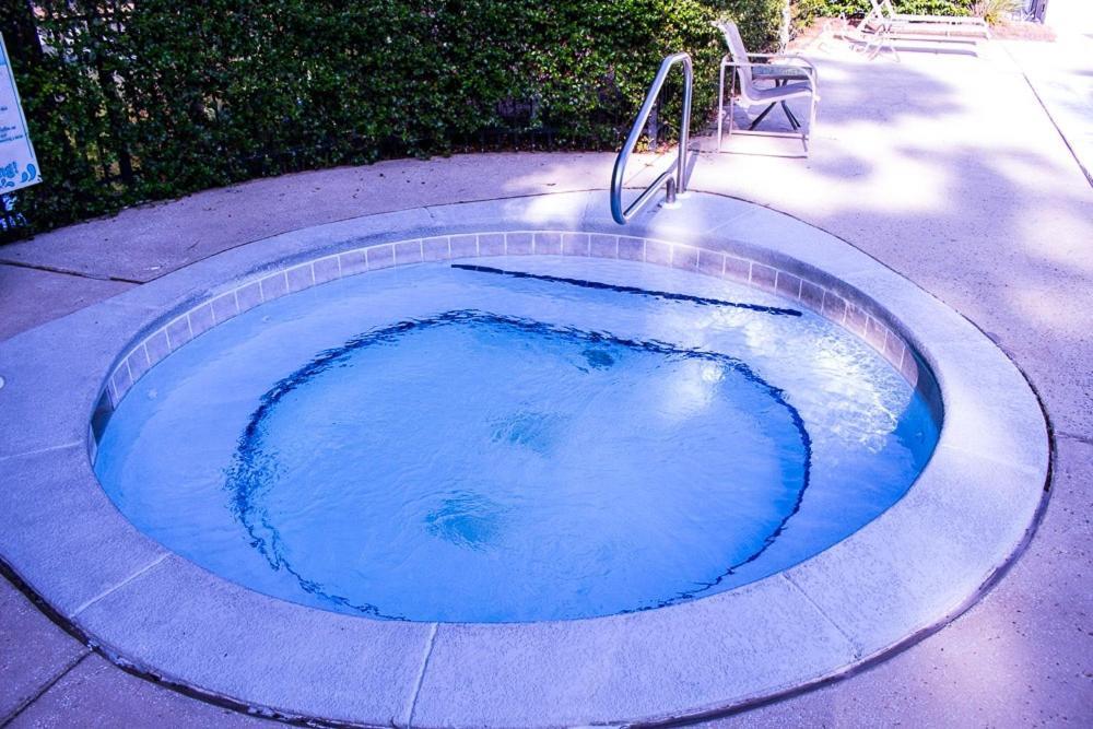 1366 Laurel Grove * Destin