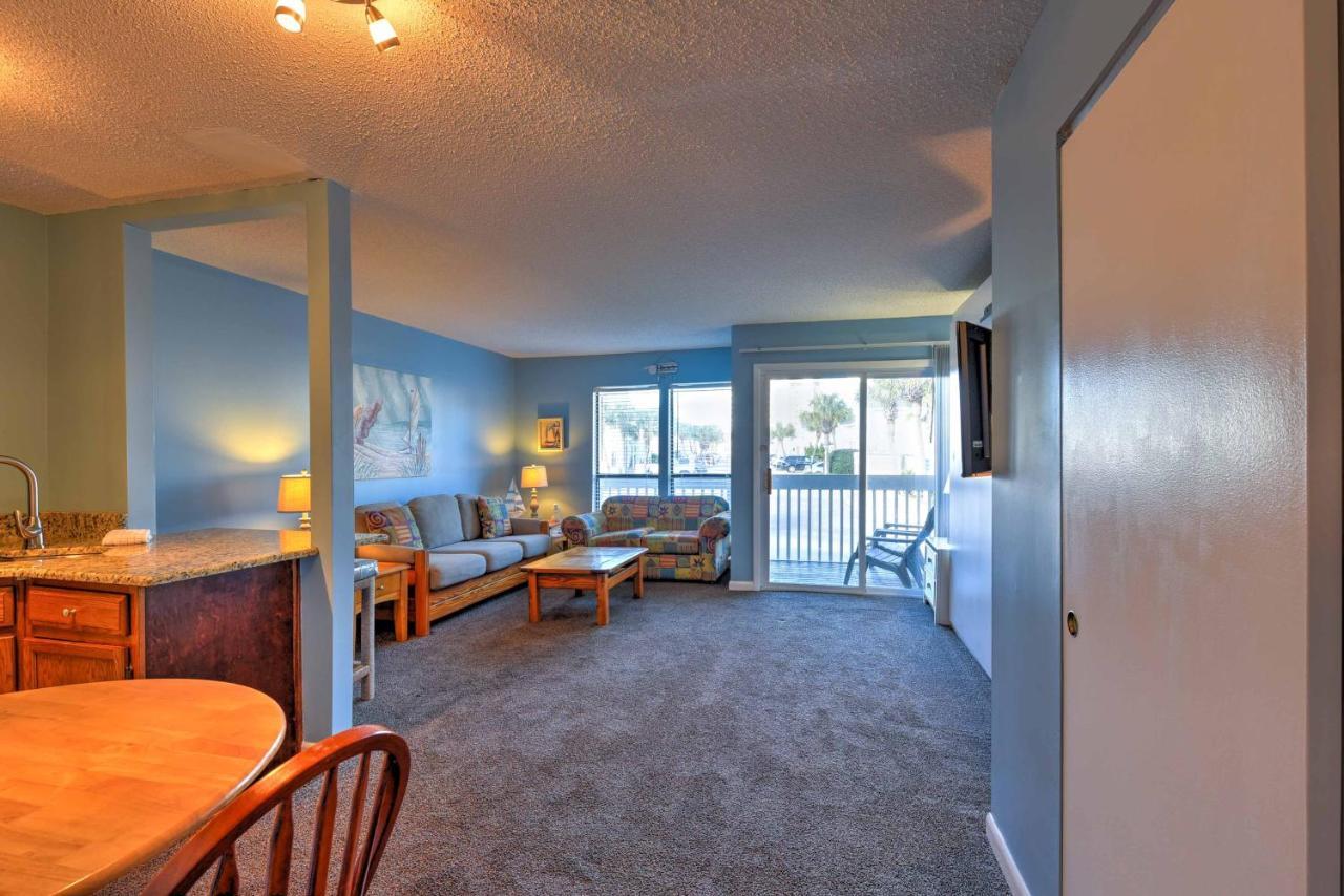 Cozy With Shared Pools And Access! Apartment *