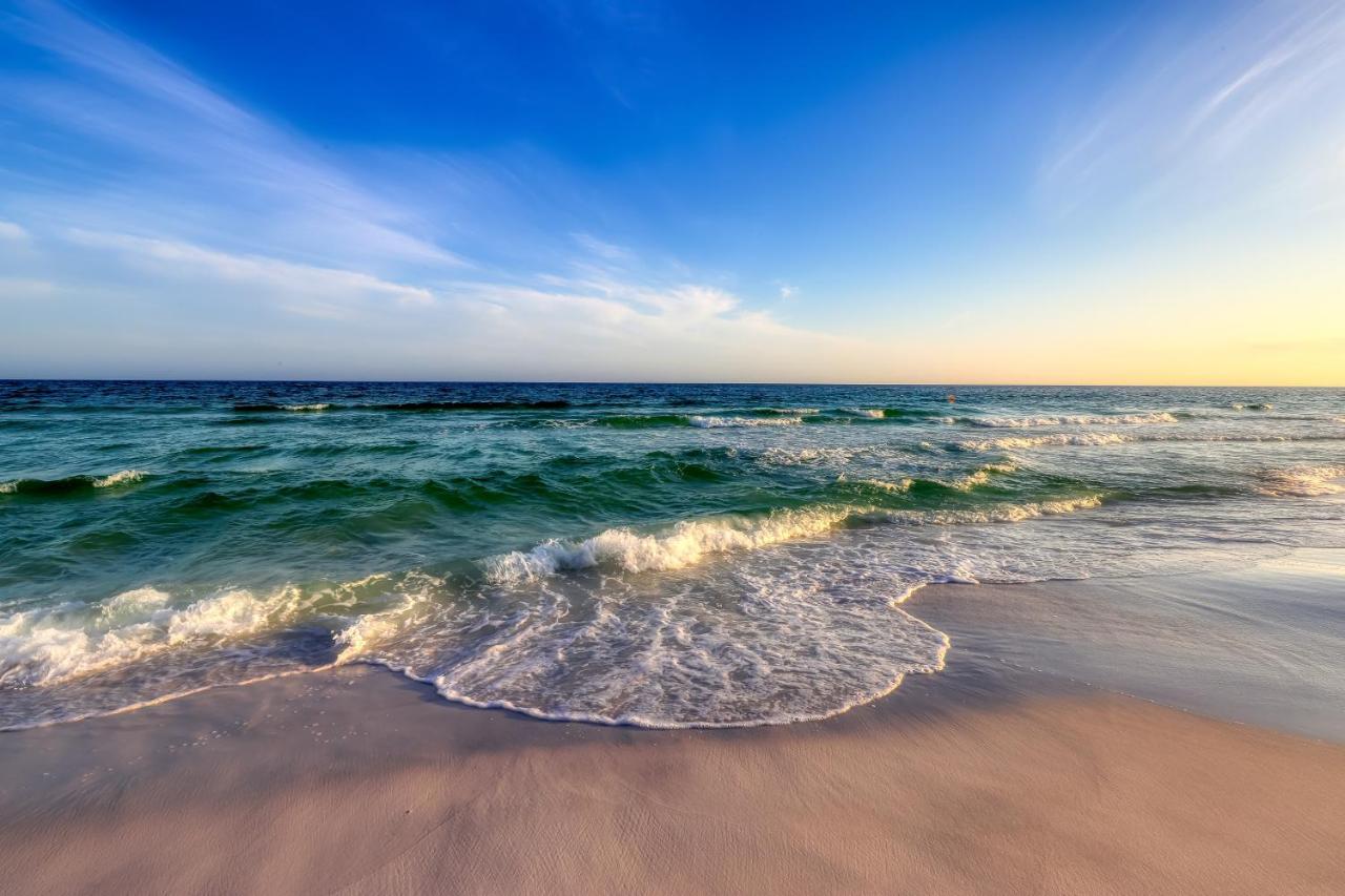 Of Crystal Beach: Clipper Cove * Destin