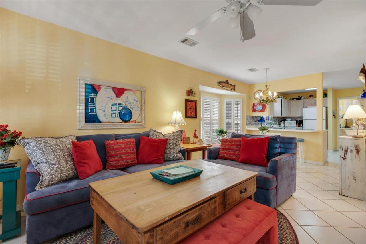 Nest - 1938173 Destin