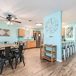 Zula Breeze Beach House, Sleeps 18, Private Heated Pool Spa, 3Min Walk To The Beach, Pets Welcome, Fenced Yard
