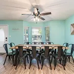 Zula Breeze Beach House, Sleeps 18, Private Heated Pool Spa, 3Min Walk To The Beach, Pets Welcome, Fenced Yard