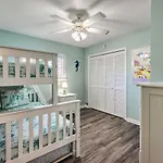 Sunny Miramar Villa Half Mi To Beach Access!