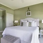 Beach Manor 410