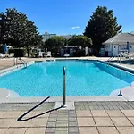 Beach Jewel 5Bd-3 1/2 Bath -5 Min Walk To Beach!