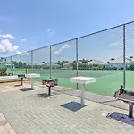 Beach And Pool Access Family-Friendly Miramar Condo