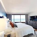 Beachside II #4293