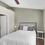 Gulf Walk 606