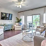 Classy Resort Condo With Balcony Walk To Beach