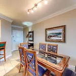 Emerald Grande 324