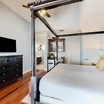 Beach Pointe 301