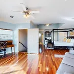 Beach Pointe 301