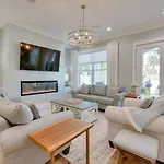 Miramar Beach Retreat With Pool Access And Fireplace!