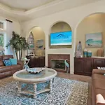 El Casa Grande