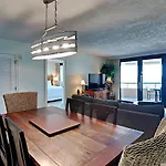Edgewater #1205