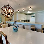 Beautiful Home In Destin With Outdoor Swimming Pool And 3 Bedrooms